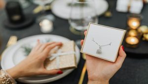 خرید طلا برای روز زن
