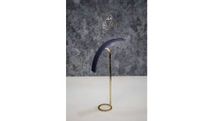 ساخت استند دستبند طلا