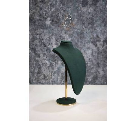 طراحی و ساخت استند گردنبند