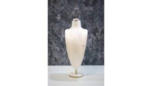 مانکن طلا و جواهر لوکس