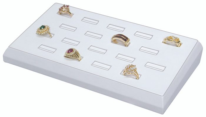 طراحی سینی انگشتری در ویترین