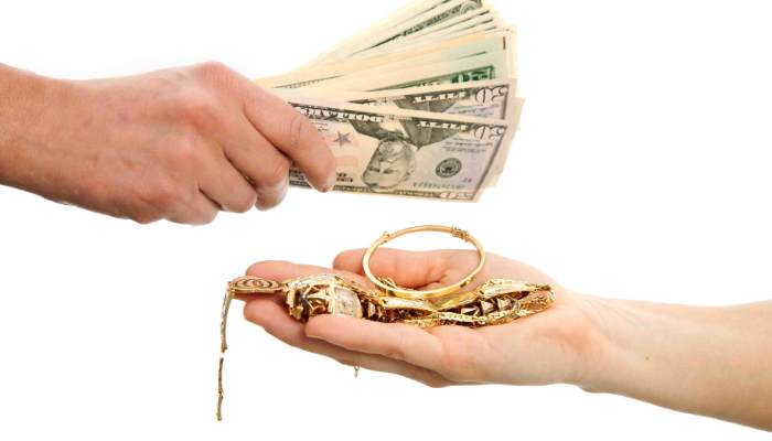 اشتباهات رایج که مشتری را از طلافروشی دور می کند