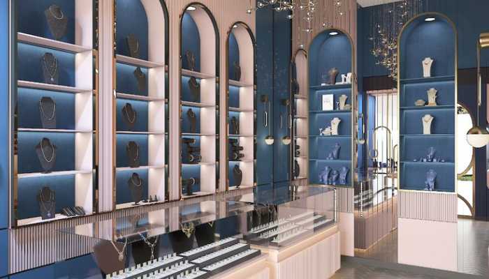 ویترین طلافروشی بزرگ