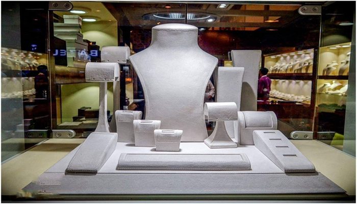 جدیدترین مانکن ها و سبک ویترین طلافروشی