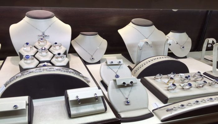 تجهیزات ویترین طلافروشی