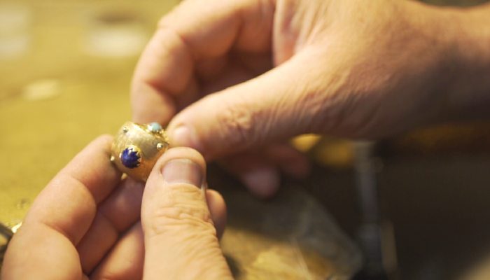 مزایا و معایب شغل طلا فروشی