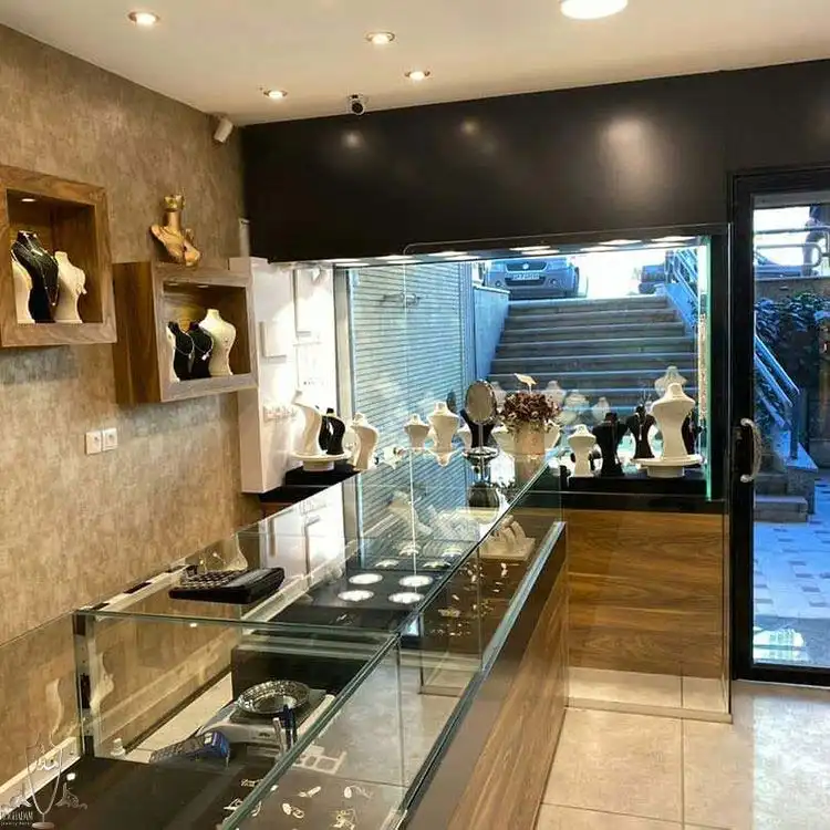 در طراحی پیشخوان های طلا فروشی باید از چه ابزارآلاتی استفاده کرد ؟ در طراحی پیشخوان های طلا فروشی باید از چه ابزارآلاتی استفاده کرد ؟