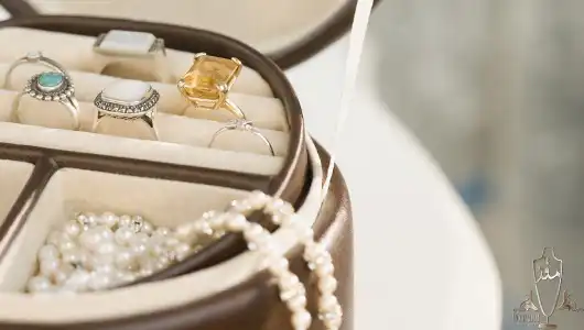 اهمیت نگهداری از جواهرات