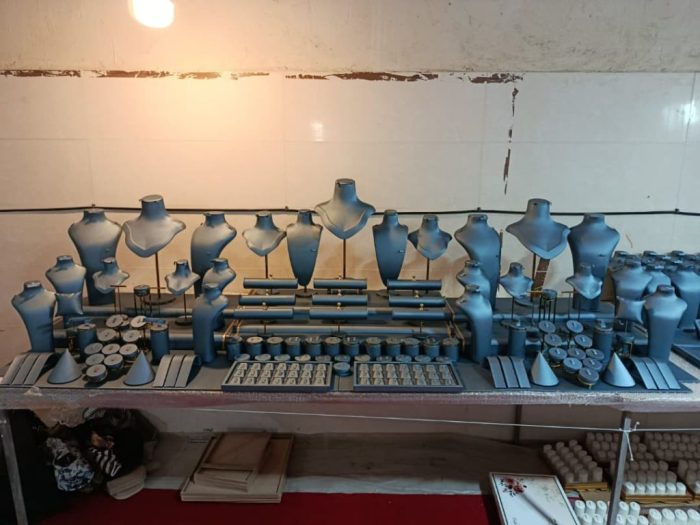 وسایل ضروری برای طلا فروشی