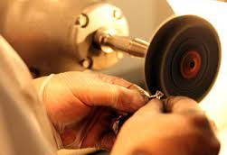 انواع روش های پولیش و پرداخت‌کاری طلا و جواهر