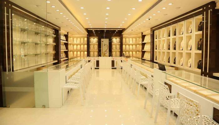 الزامات طراحی ویترین طلا