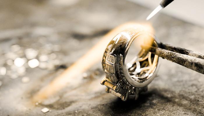 جوشکاری طلا و جواهرات چگونه انجام می شود؟