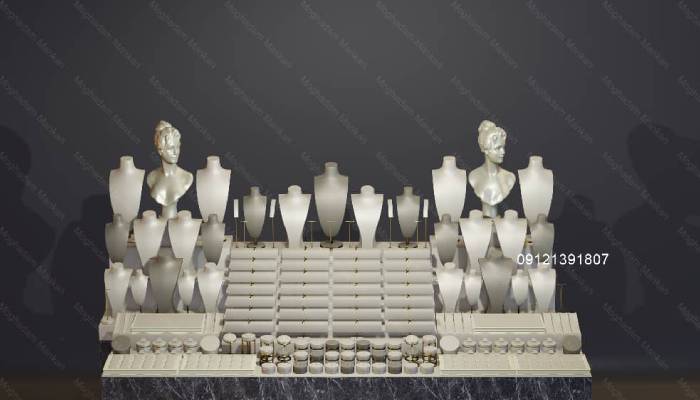 سفارش مانکن طلا ست مشکی