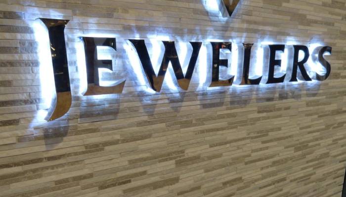 انتخاب تابلو طلافروشی حرفهای