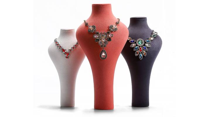 تفاوت میان مانکن‌های ایستاده و رومیزی