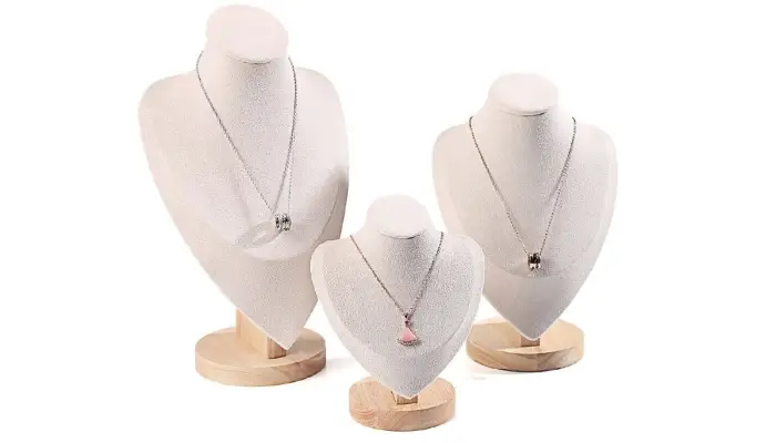 مانکن برای ویترین طلافروشی 2 متری