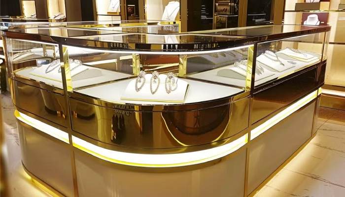 سریع‌ترین راه تجهیز ویترین طلافروشی