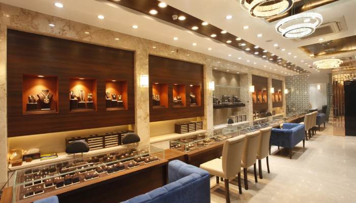 ویترین طلا در فضاهای کم نور