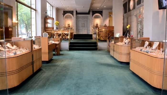 برترین ترندهای طراحی طلافروشی در سال 2025