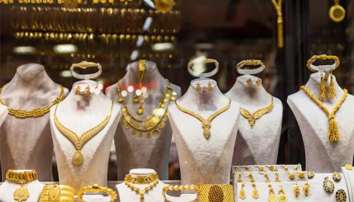 دکوراسیون طلافروشی‌های معروف تهران