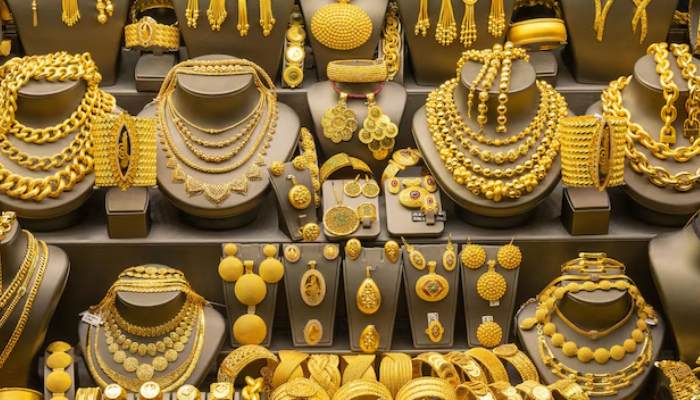 دکوراسیون طلافروشی‌های معروف تهران