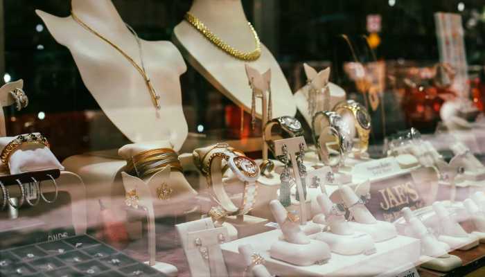 بهترین جنس دکور طلافروشی