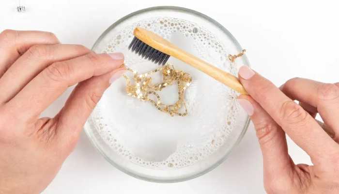 چند روش ساده جهت تمیز کردن طلا در خانه